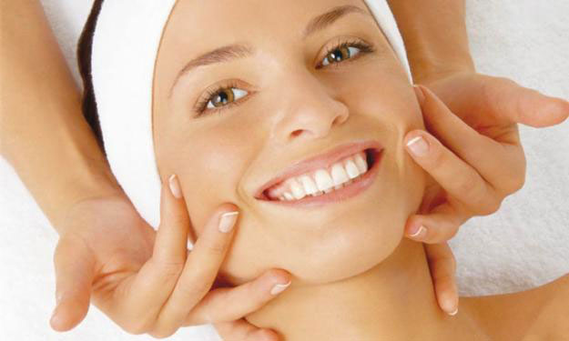 1266100143_74043959_3-Threading-Waxing-Permanent-Hair-Removal-Skin-Treatments-and-other-Esthetic-services-Lavaltrie